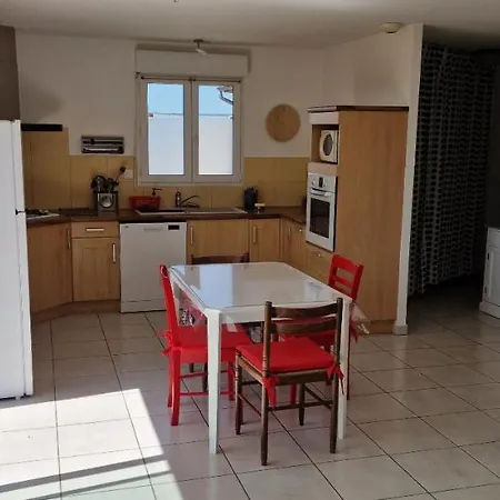 Du Puech Дом отдыха Rieutort